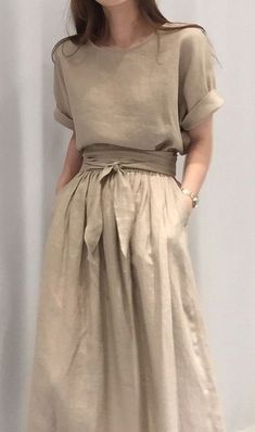 Beautiful Dress #womensfashion Minimal Stil, Mode Boho, Minimalist Dresses, Trendy Fashion Outfits, Neutral Fashion, Black Prom Dresses, Summer Trends