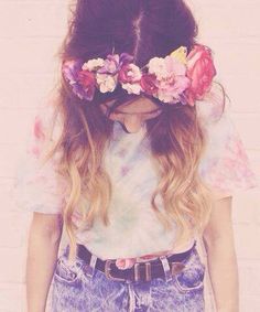 Flowers Dip Dye Hair, Scene Girl, Style Indie, Estilo Indie, Pastel Grunge, Plaid Shirts, Hot Shorts, Tumblr Fashion, Floral Headbands