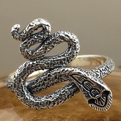 Oxidized 925 Sterling Silver Bali Style Snake Serpent Ring Size 7. Brand New - Stamped "925" On Inner Band - Makes A Great Gift! Are You New To Poshmark? Use Code Juliastrove When You Create A New Account And Receive $10 Off Your Purchase Right Now! Silver Snake Ring, Serpent Ring, Gold Flower Ring, Snake Ring Silver, Purple Amethyst Ring, Bali Style, Rose Gold Diamond Ring, Sterling Silver Rings Bands, Trendy Ring