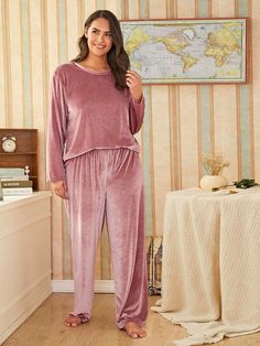 Pink Plain, Plus Size Pajamas, Classy Fashion, Creative Halloween Costumes, Retro Vintage Style, Pajama Shirt, Pajama Sets, Shein Style, Pj Sets