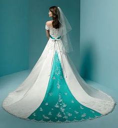 elegant wedding dresses with blue accents Turquoise Wedding Dresses, Green Wedding Dresses, Purple Wedding Dress, Gaun Fashion, Red Wedding Dresses, Turquoise Wedding, White Wedding Dress, Teal Wedding, Trendy Wedding Dresses