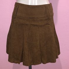 Brown Corduroy Pleated Skirt. Hidden Side Zipper. Large Belt Loops. Fitted Corduroy Mini Skirt For Winter, Corduroy Mini Skort For Fall, Brown Cotton Pleated Skirt For Fall, Casual Corduroy Skort For Fall, Brown Corduroy Mini Skirt For Fall, Fall Casual Corduroy Skort, Fitted Suede Skirt For Fall, Fall Corduroy Mini Skirt With Lining, Fitted High Waist Corduroy Skirt