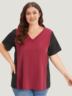 Shop Colorblock Contrast Patchwork V Neck Blouse now and redefine your style with confidence at BloomChic. Tailored for mid and plus-size women. This trendy Tops Women, sizes 10-30. Season:Summer;Color:Multicolor;Style:Elegant;Pattern Type:Plain;Neckline:V-neck;Sleeve Type:Regular Sleeve;Details:Patchwork, Plain;Pocket:No-pocket;Snap Fastener:No-snap fastener Patchwork Short Sleeve Blouse For Work, Black V-neck Blouse With Patchwork, Summer Workwear Color Block Tops, V-neck Patchwork Top For Work, Color Block Blouse For Work, Color Block Blouse For Workwear, Workwear Color Block Blouse, Red V-neck Color Block Tops, Black Color Block Short Sleeve Blouse