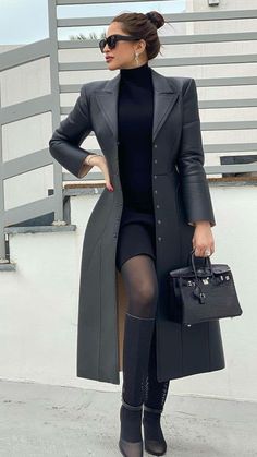 Aesthetic Lawyer, Corporate Attire Women, Rok Outfit, Classy Business Outfits, Corporate Attire, Chic Aesthetic, Girl Needs