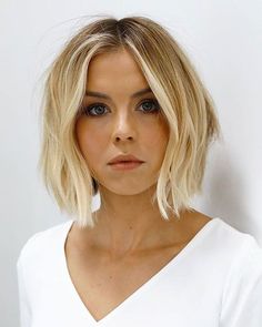 . Angled Bob Hairstyles, Popular Short Hairstyles, Hair Straightening, Bob Hairstyles For Fine Hair, Short Bob Haircuts, Hair Straight, Pixie Cuts