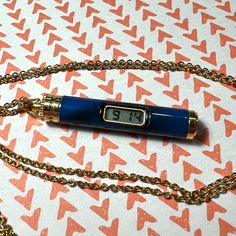 Blue Tube Vintage Watch Necklace Brand New Deadstock Vintage Digital Watch Necklace From The 80s. I Removed Them From Their Packaging To Change The Dead & Decades Old Batteries, Make Sure They Worked (Yep, They Do!), And Set The Time & Date Multiple Available--See My Profile For A Whole Lot Of Other Rad Vintage Watch Necklaces! Blue & Gold Tube-Shaped Watch Case On Goldtone Chain Pendant: 2 ½" Long, ⅜" Wide Goldtone Chain + Clasp: 29" Unclasped Notes On Vintage Jewelry: Unless Marked On The Piec Vintage Mens Jewelry, Vintage Digital Watch, 80's Clothes, Jewelry Goals, Necklaces Blue, Vintage Watches Women, Blue Watches, Necklace Brands, Fit Ideas