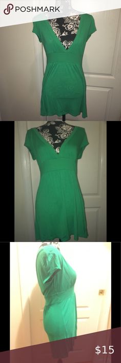 Green V-Neck Flowy Shirt Dress By OneLove Size L 💚 Green VNeck Flowy ShirtDress💚  Size M, NWOT; never worn.  This super soft top is a really beautiful color and will look great on anyone, but if you have green eyes it will REALLY make them pop!  💚Deep v-neck (cami would look cute under) 💚 Flattering band under bust 💚Can be worn as a dress or a shirt!  Measurements: Length: 30” Bust: 18” pit to pit Underbust band: 14” Hem flare: 22”  🚭Nonsmoking home   Materials: 100 Rayon Wash cold, Line d Fitted Cotton V-neck Mini Dress, Casual Green V-neck Dress, Green V-neck Top For Night Out, Green V-neck Top For Day Out, Spring V-neck Stretch Dress With Surplice Neckline, Cotton V-neck Mini Dress For Night Out, Green V-neck Summer Mini Dress, Green Fitted Short Sleeve V-neck Dress, Green V-neck Mini Dress For Summer