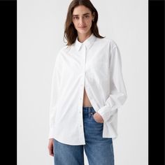 Gap-The Big Shirt, 100% Organically Grown Cotton. Organic Cotton Is Better For People And The Environment Because It's Grown Without The Use Of Harmful Synthetic Pesticides And Fertilizers. Point Collar. Long Sleeves With Button Cuffs. Button Front. Patch Pocket At Chest. Straight Silhouette With A Relaxed, Oversized Fit. Hits At The Hip. Size Down For A Slimmer Fit. Nwt In Packaging Quick Shipping Bundle And Save Poplin Blouse, Simple Summer Outfits, Women Shirt Top, White Collared Shirt, Big Shirt, Gap Women, Pesticides, Oversized Shirt, Perfect Shirt