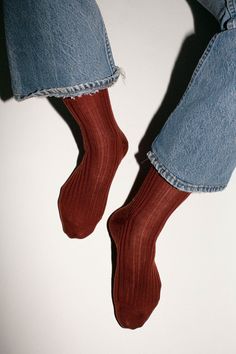 Super soft ribbed crew socks. 80% wool, 10% nylon. Made in Italy. Classic Mid-calf Fall Socks, Ribbed Stretch Socks For Fall, Trendy Fall Socks, Classic Fall Socks, Classic Brown Socks For Fall, Brown Ribbed Winter Socks, Solid Ribbed Socks For Fall, Solid Color Mid-calf Ribbed Socks, Solid Color Ribbed Mid-calf Socks