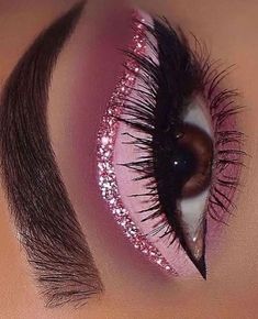 Light Pink And Gold Eyeshadow, Light Pink Makeup With Gems, Pink Dance Competition Makeup, Pink And Silver Makeup Looks, Pink Makeup With Glitter, Makeup For Magenta Dress, Baby Pink Eye Makeup, Pink And Black Eyeshadow Looks, Magenta Makeup Look