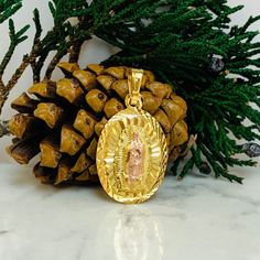 Material: 14k Gold Filled Measurements: 22x14mm 100% Brand New Material: 14k Oro Laminado Medidas: 22x14mm 100% Nuevo Spiritual Yellow Gold Our Lady Of Guadalupe Jewelry, Yellow Gold Oval Necklace With Our Lady Of Guadalupe, Spiritual Yellow Oval Jewelry, Oval Yellow Gold Jewelry With Our Lady Of Guadalupe, Yellow Gold Oval Jewelry With Our Lady Of Guadalupe, Yellow 14k Stamped Jewelry As Gift, Yellow 14k Stamped Jewelry For Gift, Oval Our Lady Of Guadalupe Jewelry Gift, Yellow 14k Gold Oval Jewelry