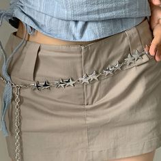 Material: Zinc Alloy Star Chain Belt, Y2k Outfits Grunge, Aesthetic Clothes Y2k, Belt Outfit, Pants Chain, Silver Outfits, Y2k Star, Pant Chains, Aesthetic Clothing Stores