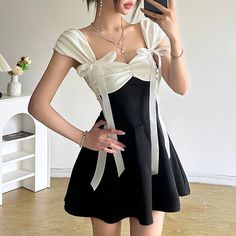 Coquette Bow Tie Mini Dress Coquette Black And White, Dolly Coquette, Dress For Birthday Party, Coquette Princess, White Dress With Sleeves, Hoco Inspo, Dainty Dress, Dolly Fashion, Grunge Fashion Soft