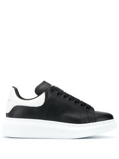 Designer Lace-up Sneakers With Vulcanized Sole, Designer Sneakers With Vulcanized White Sole, Classic Lace-up Sneakers With Branded Heel Counter, Luxury Low-top Sneakers With Vulcanized Sole, Luxury Low-top Sneakers With Laces, Luxury Vulcanized Lace-up Sneakers, Designer Low-top Sneakers With Contrast Sole, Luxury Leather Platform Sneakers With Vulcanized Sole, Luxury Platform Sneakers With Vulcanized Sole