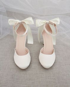 Cheap 4-inch Wedding Heels, White Wedding Shoes 1.5 Invh, Dream Wedding Shoes Simple, Simple Wedding Hells, Brides Shoes Block Heel, Quince Shoes Small Heel, Bridesmaid Shoes Teen, Classy Short Wedding Heels, Cute Comfy Hoco Shoes