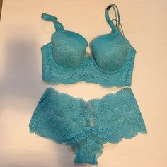 Gorgeous All Over Lace Long Line Bra And Panty/Shortie Set Lace Bra Outfit, Panties And Bras, Honeymoon Clothes, Bra And Panties Set, Acid Bath, Zipper Sports Bra, Push Up Strapless Bra, House Wear, Long Line Bra