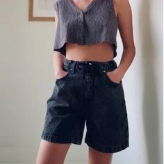 New With Tags. High-Waisted Short From Uo's Bdg Cut In A Relaxed Fit From A Pure Cotton Denim. Topped With An Adjustable Drawstring At The Elastic Waistband, Zipper Fly And 4-Pocket Styling. Rise Is Approx 12" - 100% Cotton - Model Is Wearing Size Small Trendy High-waisted Shorts For Streetwear, Edgy High-waisted Cotton Shorts, Fitted Jean Shorts For Streetwear, Casual Fitted Jean Shorts For Streetwear, High-waisted Shorts For Spring Streetwear, Grunge High Waist Jean Shorts With Built-in Shorts, High Rise Bottoms With Built-in Shorts For Streetwear, Edgy Cotton Bottoms For Summer, Grunge High Rise Shorts With Pockets