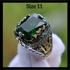 Two Tone, Majestic Statement Ring, Colored Crystals, Green Available Now, Other Colors & Sizes Available To Order. Comes With Gift Box. Message Me With Any Questions Or Requests. Turkey Jewelry, Wedding Ring Shapes, Big Stone Ring, Carved Ring, Biker Rings, Pattern Ring, Turkish Jewelry, Green Gems, Luxury Rings