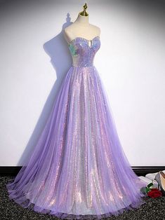 Prom Dress Purple, Lilac Prom Dresses, Dr Wardrobe, Purple Evening Dress, Corset Dress Prom, Floor Length Prom Dresses, Graduation Dresses, Prom Dress Inspiration, Pretty Prom Dresses