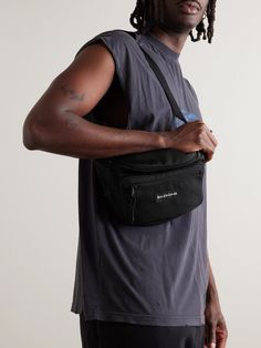 Balenciaga's 'Explorer' belt bag is as practical as it is cool. Made from canvas, it's fitted with two zipped pouches to organise your belongings and has an adjustable fastening. Wear it around your waist or slung over one shoulder. Belt Bag For Men, Marketing Inspiration, Balenciaga Men, Black Balenciaga, Canvas Belt, White Shoes Sneakers, Ralph Lauren Shop, Latest Bags, Balenciaga Belt