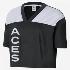 Make every day game day in this varsity-style cotton top. Its spacious fit and ribbed, jersey-style collar make it a go-to for Las Vegas Aces fans everywhere. Sporty V-neck Top For College, Collegiate V-neck Top With Letter Print, Black V-neck Top For College, Black Tops For Game Day, Collegiate Jersey Top For Streetwear, Collegiate Streetwear Jersey Top, Sporty V-neck Jersey Top, Nike Varsity Tops For Game Day, Streetwear Jersey Tops With Team Spirit Style