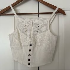 Size Xs, New With Tags Lace Bustier, Free People Tops, Free People, Color White, Crop Top, Womens Tops, Crop Tops, Tags, Lace