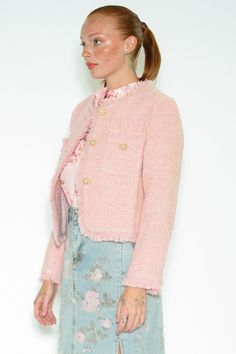 This wool pink tweed fitted button-down jacket is a formal yet playful garment suitable for various occasions ranging from a day in the office to a weekend lunch with the girls. This pink tweed button-down would pair nicely with a variety of outfits to create both casual or more dressed-up looks. This cropped blazer is expertly woven from soft, high-quality pink wool tweed, providing both premium fabric and impeccable tailoring make it a must-have for any fashion-forward individual. Composition: Pink Tweed Blazer Outfit, Tweed Blazer Outfit, Pink Tweed Blazer, Weekend Lunch, Pink Tweed, American Fashion Designers, Of Outfits, Cropped Blazer, Tweed Blazer