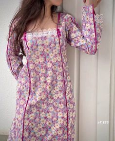 Simple Dress Casual, Simple Style Outfits, Latest Dress Design, Trendy Shirt Designs, Desi Fashion Casual, Modest Dresses Casual, Dress Design Patterns, Sleeves Designs For Dresses, Simple Pakistani Dresses