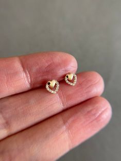 SCREW BACK/14K Solid Gold Tiny CZ Heart Stud Earrings 14K Solid Gold - Etsy Philippines Golden Small Earrings, Gold Delicate Earrings, Gold Trendy Earrings, Tiny Stud Earrings Gold, Ear Rings Studs Gold, Cute Small Earrings Studs, Heart Gold Earrings, Rose Gold Heart Earrings With Diamond Accents, Gold Diamond Heart Earrings For Gift