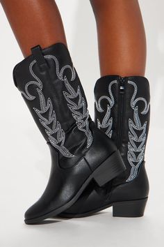 Available In Black. Cowboy Boots Pointed Toe Block Heel Side Zipper Faux Leather Mommy & Me Takedown of "Countryside Cutie Cowboy Boots" All Man Made Material Imported | Mini Countryside Cutie Cowboy Boots in Black size 4 by Fashion Nova Black Western Style Faux Leather Boots, Black Faux Leather Western Boots, Black Cowboy Boots, Black Cowboy, Girls Shoes Kids, Girls Boots, Mommy And Me, Girls Shoes, Size 13