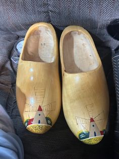 Vintage Windmill Design wooden shoes in good condition for decoration or to wear. Brown Wooden Clogs With Removable Insole, Wooden Christmas Trees Clogs & Mules, Vintage Shoes Clogs & Mules, Wooden Dutch Shoes, Red Slip-on Clogs With Wooden Heel, Wooden Slip-on Clogs With Wooden Heel, Dutch Wooden Shoes, Vintage Windmills, Windmill Design