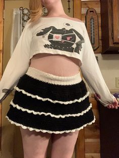 reversible black and white mini skirt: Enjoy making this #Crochet interactive pattern by Rainy Day Crochet (@mionozomi) only on @ribblrit with unique tools - Free App available! Get this pattern now and start crafting! Mini Skirt Crochet, Skirt Crochet Pattern, Black And White Mini Skirt, Skirt Crochet, Unique Tools, Mini Crochet, White Mini Skirt, Unique Crochet, Free App