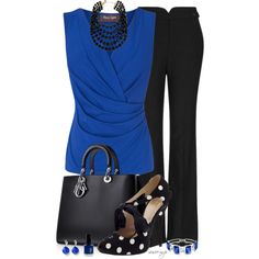 Mode Ab 50, Professional Attire, Work Outfits Women, Work Wardrobe, Professional Outfits, Business Attire, Blue Top, Business Casual Outfits, Fashion Mode