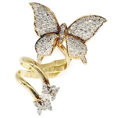 Designer 18k Gold & 1.50 Carat Diamond Butterfly Ring. The ring is stunning and really beautiful the picture does no justice. The ring features round white diamonds approx weight 1.50 carat and is made of 18k solid yellow gold. The ring features one main butterfly and two on the bottom in a flying position. The ring is a size 6. Diamond Butterfly Ring, Diamond Butterfly, Diamond Jewelry Designs, Ladies Ring, Butterfly Ring, White Diamonds, Solid Yellow, Diamond White, Diamond Rings