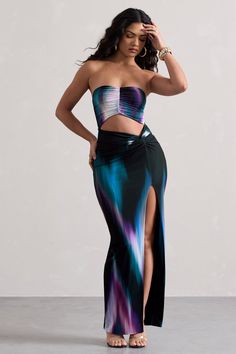 Getaway | Purple Print Bandeau Cut-Out Maxi Dress With Twist Twisted Skirt, Beach Bar, Split Skirt, Event Outfit, Strapless Maxi, Summer Glow, Outfit Women, Fancy Dresses, Modest Outfits