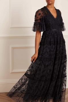 Araminta Lace Gown – Black | Needle & Thread Luxury Semi-stitched Lace Work Gown, Petite Evening Gowns, Needle And Thread Dresses, Embroidered Artwork, Romantic Silhouette, Layered Tulle Skirt, Ballerina Dress, Short Gowns, Layered Dress