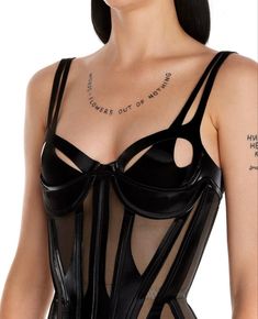 Hilarious Tweets, Gen Z, High Frequency, Corset Style, Corset Top, Fashion Details, High Tech, Black Fashion