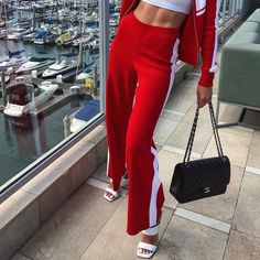 Never Been Worn - New With Tags! Size Small For Oversized Wide Leg Look, But Would Fit Size Medium For Body Hugging Sexy Look Fabric Is Quality And Thick! Olivia Culpo Style, Matching Tracksuit, Dress Sneakers, Daily Outfit Inspiration, Olivia Culpo, Style Sportif, Track Pant, Instagrammer, Instagram Foto