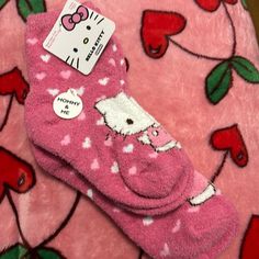 Nwt Set Of Mommy And Me Fuzzy Hello Kitty Valentine Socks. Adult Size 4-10 And Child 7.5-3.5 Hello Kitty Tumblr, Valentine Socks, Hello Kitty Pillow, Sanrio Clothes, Valentines Socks, Hello Kitty Y2k, Valentines Blanket, Care Bears Plush, Kitty Accessories