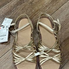 Zara Gold Sandals. Sandals Are A Beautiful Gold Color. Feather Sandals, Zara Sneakers, Cream Sandals, Zara Sandals, Rainbow Sandals, Zara Gold, Toddler Sandals, Leather Gladiator Sandals, Zara Leather