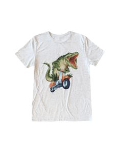 Made from soft and comfortable fabric, this officially licensed Gators apparel showcases the iconic Gator logo in a trendy design Gator Logo, University Of Florida, Florida Gators, Mens Tees, Get Ready, Custom Clothes, In Style, Shopping Outfit, University