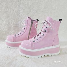 Pink Hologram Patent 2" (51mm) Platform Lace-Up Front Ankle Boot Side Zipper Brand New From Demonia Pink Platform Boots, Pink Combat Boots, Indie Clothes, Barbie Core, Demonia Shoes, Pink Boots, Punk Rave, Rave Festival, Cute Boots