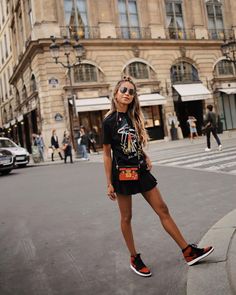 7 Perfect (and Perfectly Affordable) Looks From Sincerely Jules High Top Sneakers Outfit, Top Fashion Bloggers, Paris Mode, Street Look, Pinterest Fashion, Mode Inspo, Affordable Clothes