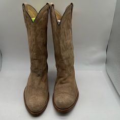 Has Signs Of Wear Plz See Pictures Hard To Find Made In Usa Cowboy Boots Mens, Boots Mens, Cowboy Western, Western Cowboy Boots, Frye Shoes, Western Cowboy, Western Boots, Size 13, Cowboy Boots