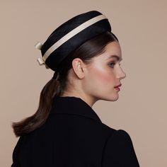 The Jackie O pillbox with double bows from the Rachel Trevor Morgan collection is suitable for all occasions such as weddings, garden parties, investitures and racing events. Meets Royal Enclosure size requirements. Rachel Trevor Morgan, Summer Headwear, The Rachel, Double Bow, Pillbox Hat, Hat Design, Jackie O, Royal Ascot, Garden Parties