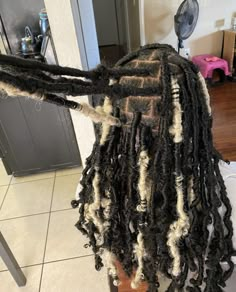 Dyed Butterfly Locs, Black And Blonde Butterfly Locs, Messy Butterfly Locs, Jade Braids, Hairstyle For Black Women, Roblox Generator, Cute Box Braids, Soft Locs, Weave Ponytail Hairstyles