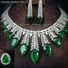 A swoontastic #emeraldsanddiamonds set By @jocalia_jewellery_official #jocalia #jewellery #luxury #abudhabi Jewellery Luxury, Emerald Rings, Precious Jewels, Diamond Set, Exquisite Jewelry