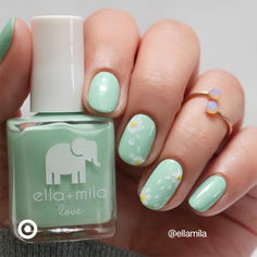 Pastel florals are the nail inspo for 2024 manis. Give your nails a spring refresh from the comfort of your own home. Keep it simple with playful hues or take it up a notch with cute designs you’ll keep on loving for days. Simple Painted Nails, Painted Nails Ideas, Spa Day Ideas, Mint Green Nails, Simple Spring Nails, Easter Nail Designs, Spring Spa, Graduation Nails, Green Nail Designs