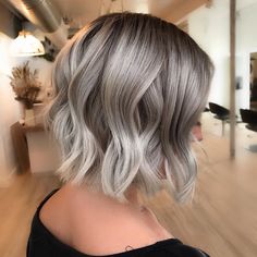 Ash Blonde Lob Shoulder Length, Violet Grey Hair, Shadow Root Blonde Short Bob, Gray Bob Hairstyles Over 50, Ash Blonde Balayage Short, Styling A Bob, Greyish Blonde Hair, Money Blonde