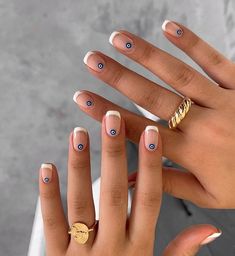 Bridesmaids Nails, Evil Eye Nails, Eye Nail Art, Milky Nails, Minimal Nails, Beach Nails, Minimalist Nails, Manicure Y Pedicure, Fire Nails